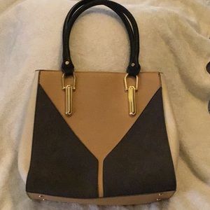 Women’s handbag